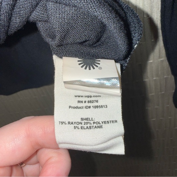 UGG Black Long Sleeve Front Knot Twist Top Small - Picture 7 of 8